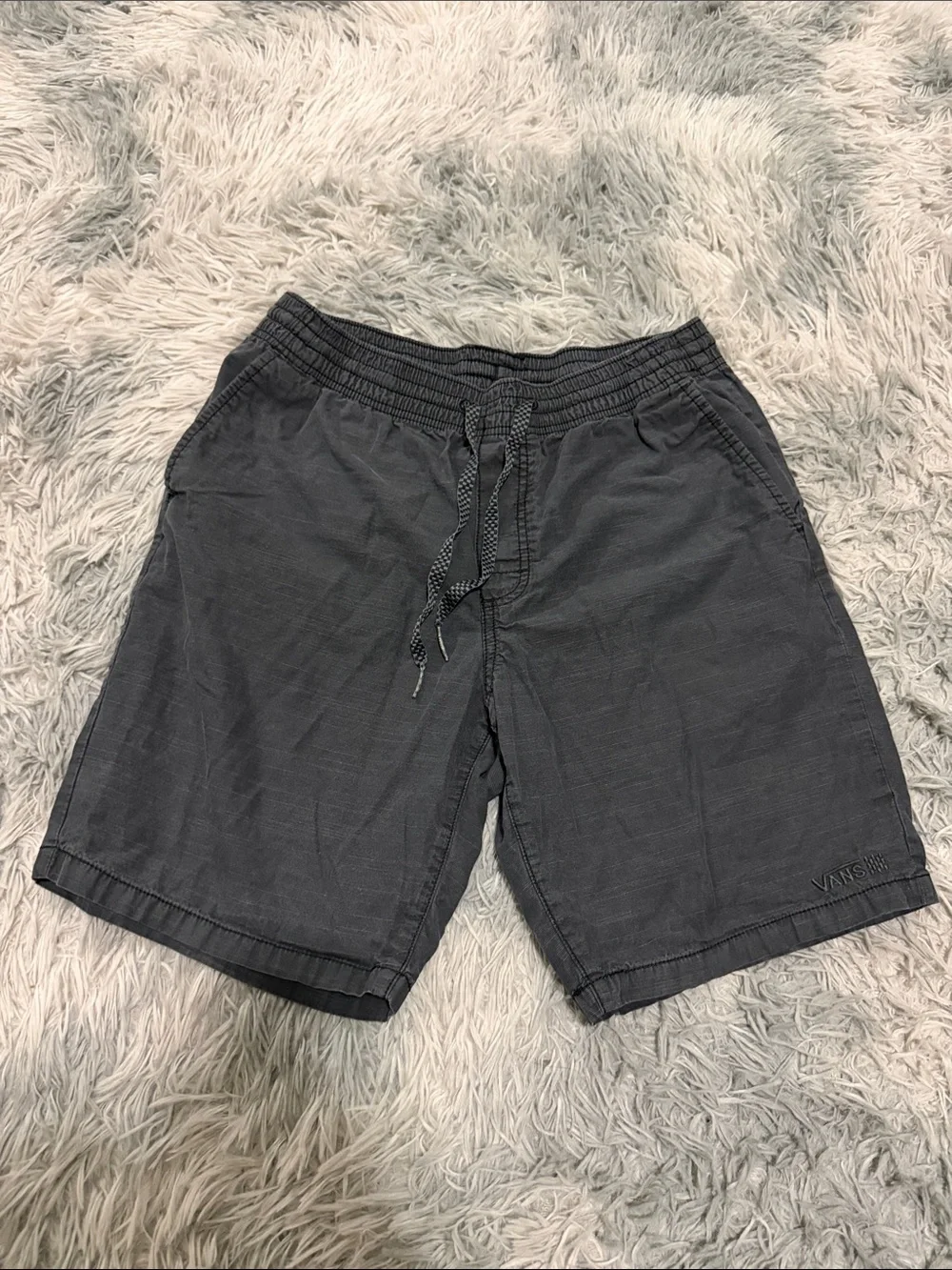 Vans shorts size medium